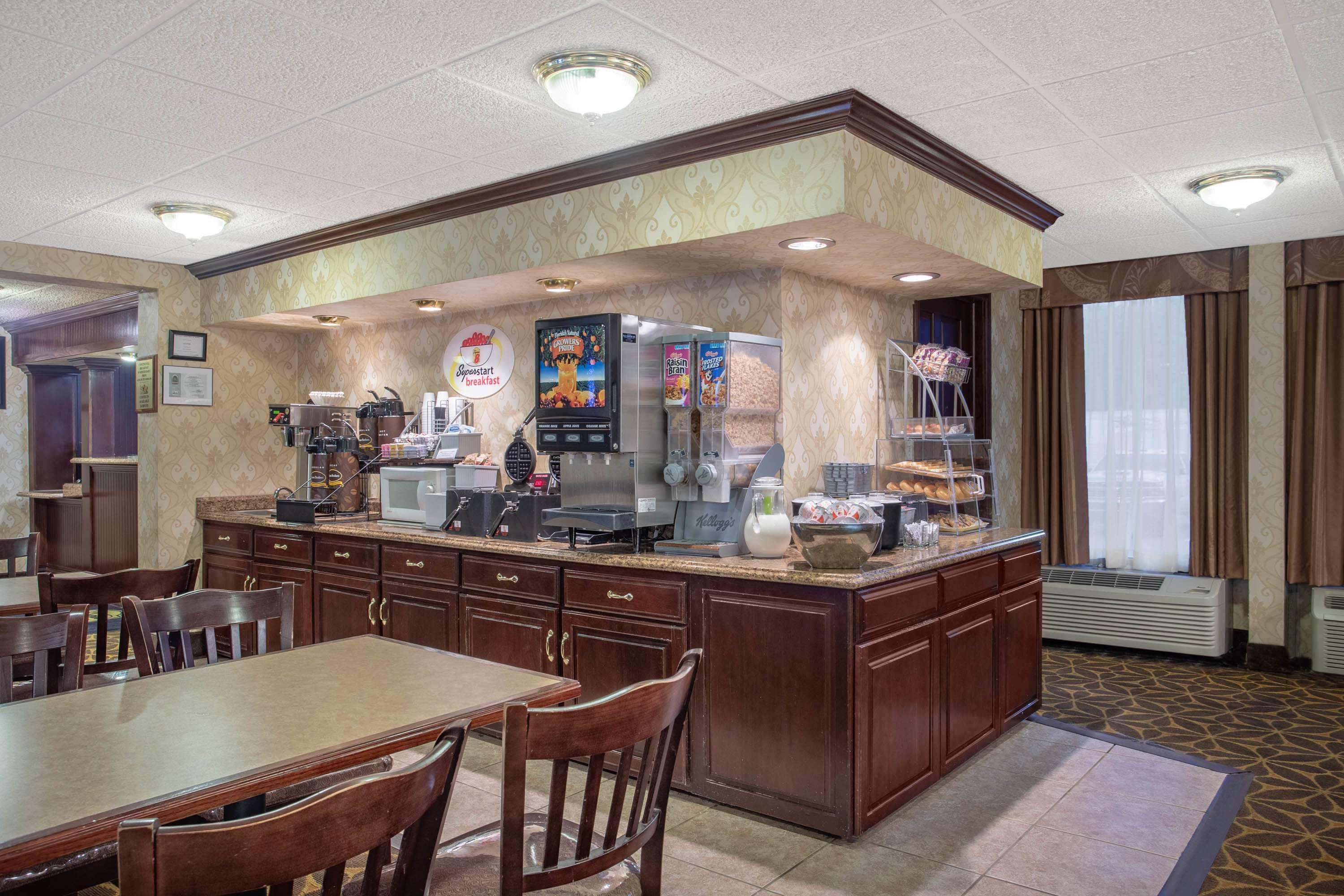 Hotel Super 8 By Wyndham Erie/I 90 Extérieur photo