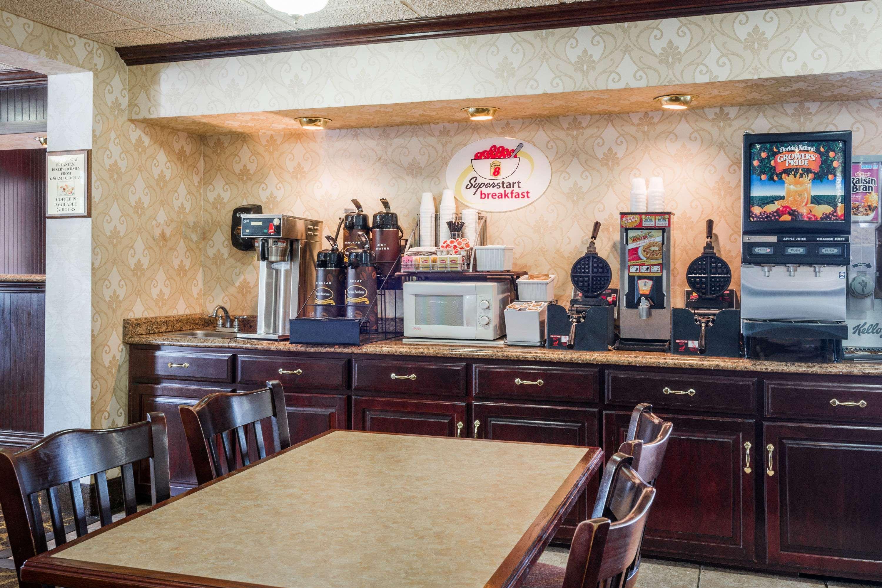 Hotel Super 8 By Wyndham Erie/I 90 Extérieur photo