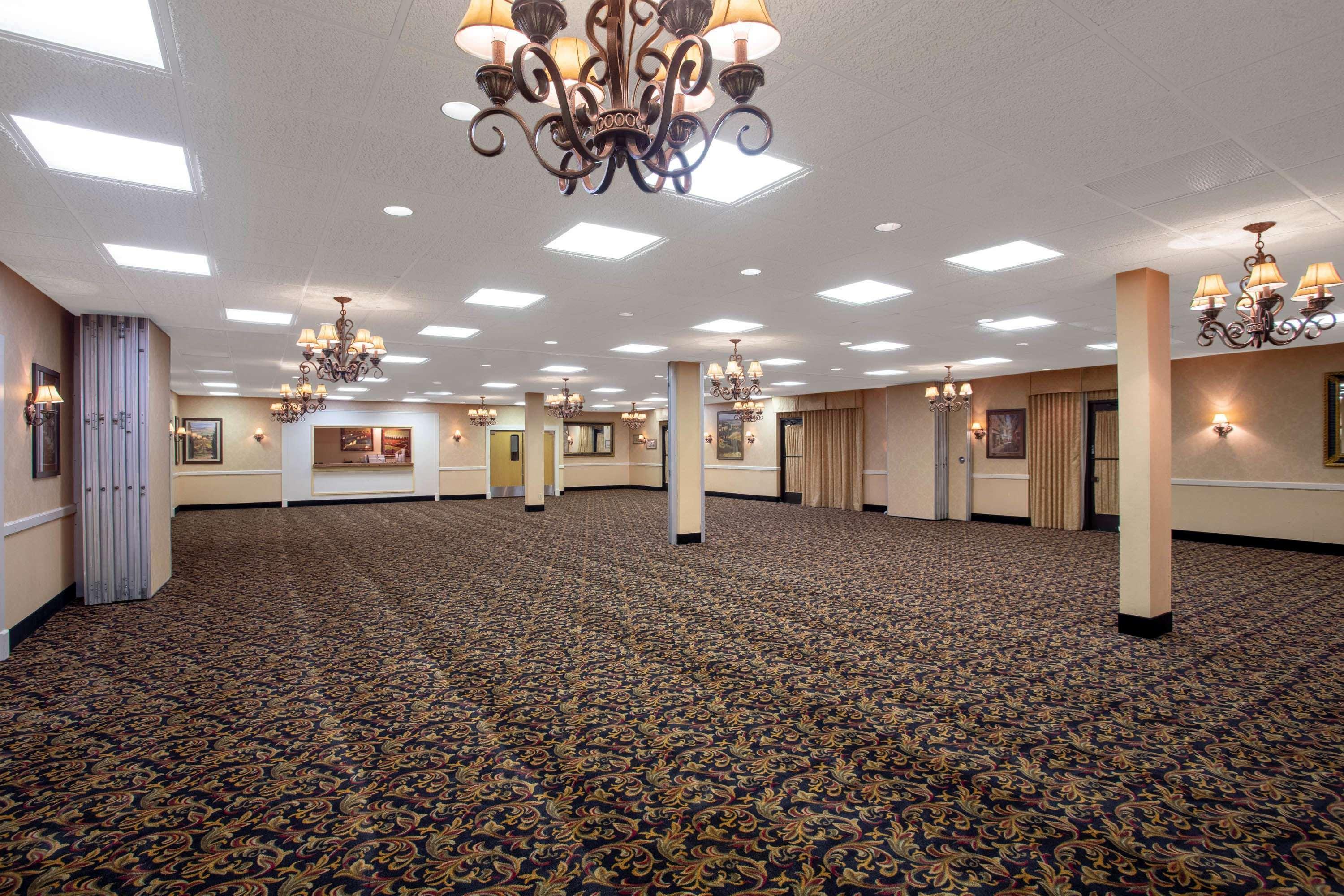 Hotel Super 8 By Wyndham Erie/I 90 Extérieur photo