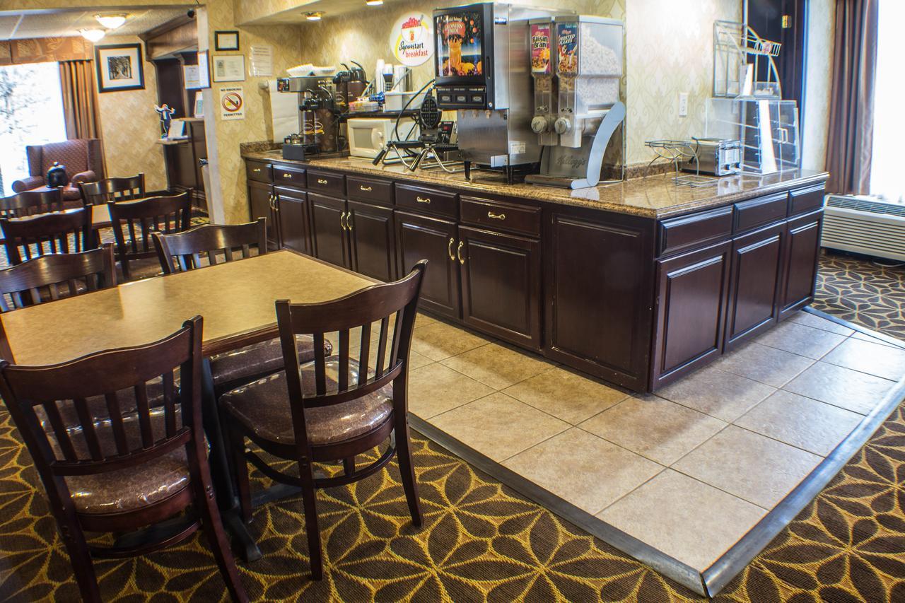 Hotel Super 8 By Wyndham Erie/I 90 Extérieur photo