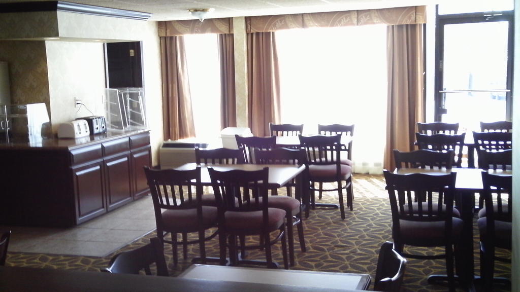 Hotel Super 8 By Wyndham Erie/I 90 Extérieur photo